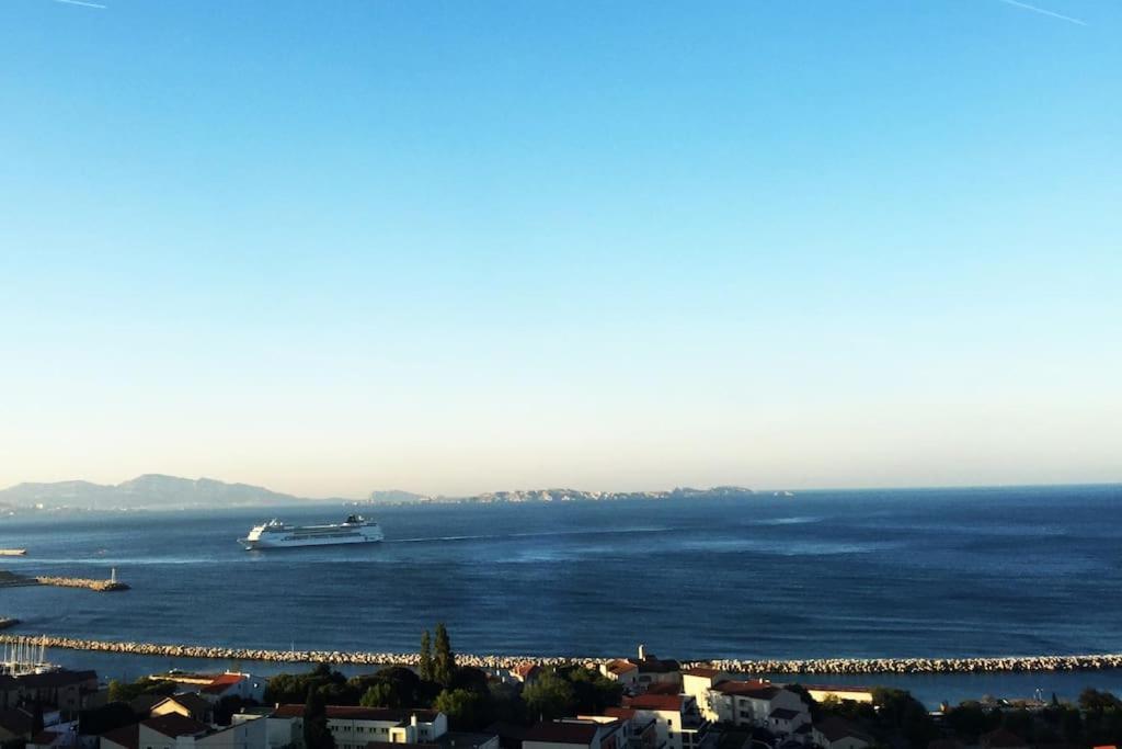 Superbe Terrasse Avec Vue Panoramique Sur La Mer Marseille Exteriör bild