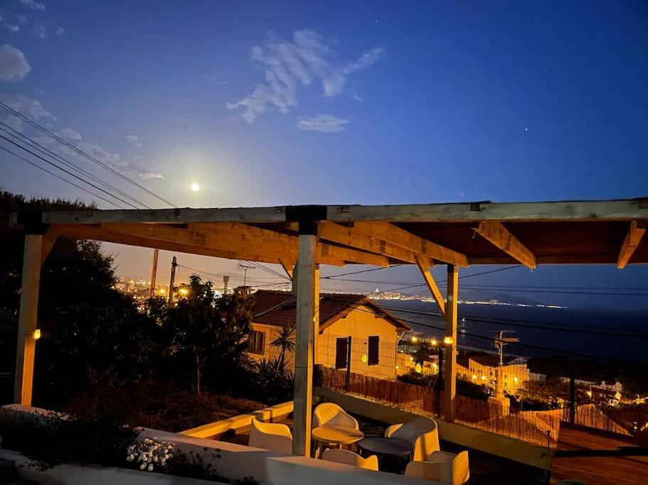 Superbe Terrasse Avec Vue Panoramique Sur La Mer Marseille Exteriör bild